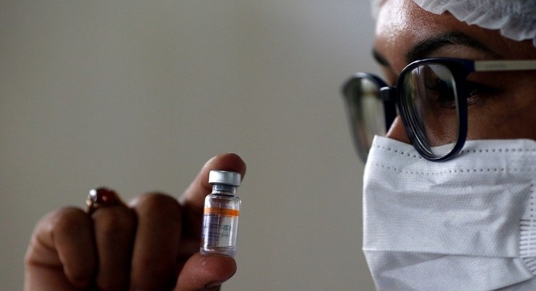 Anvisa avalia nesta sexta se libera 4,8 milhões de doses da CoronaVac