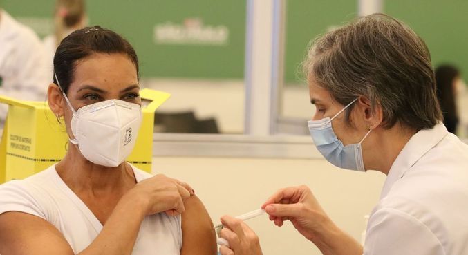 Brasil ultrapassa marca de um milhão de vacinados contra a Covid-19