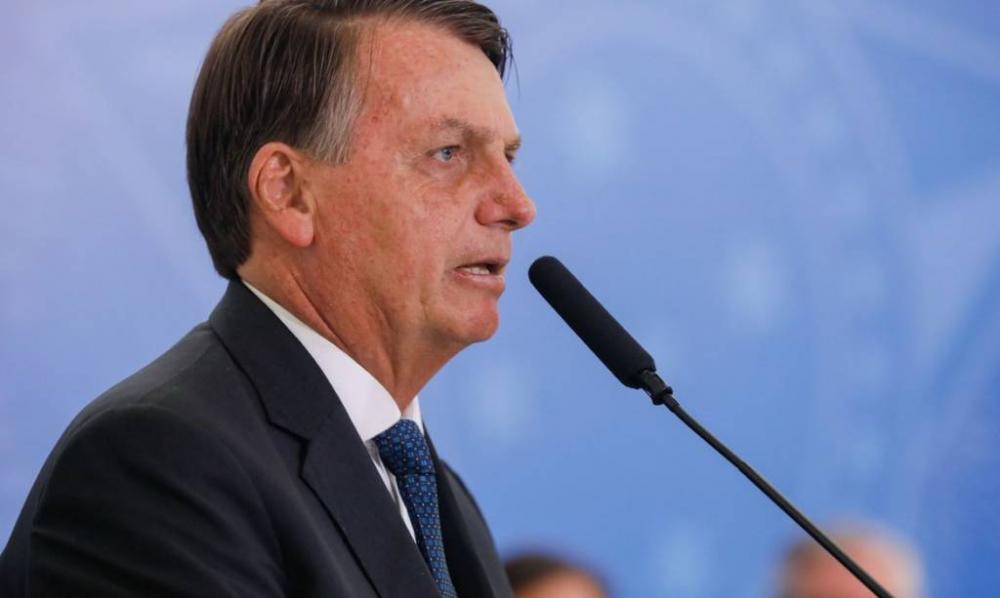 Bolsonaro apela para caminhoneiros desistirem de grave : ‘vamos todos perder’