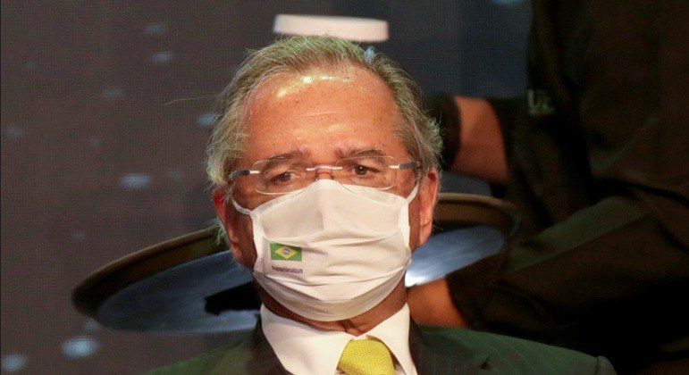 Governo estuda a criação de auxílio de R$ 200,00