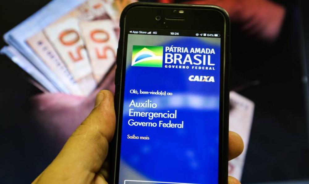Governo e Congresso negociam novo auxílio no valor de R$ 250