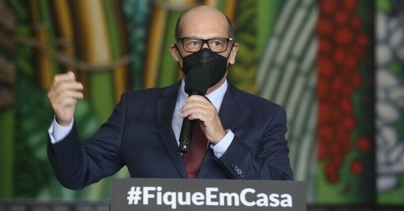 Butantan busca na vacina coronavac resposta contra variante do AM
