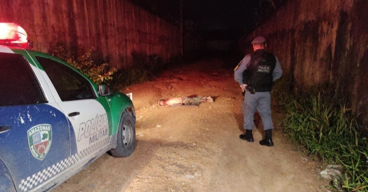 Corpo é encontrado em ramal no Tarumã com sinais de tortura