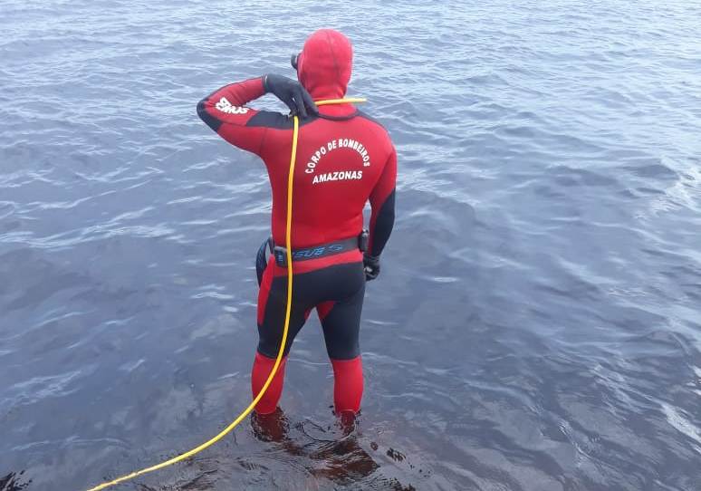 PM desaparece após naufrágio em lago no Iranduba, interior do AM