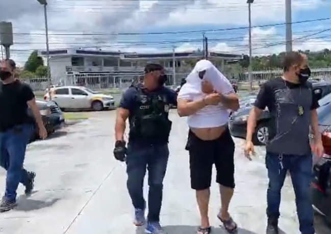 Fotógrafo é preso 24 anos após matar adolescente a tiros em Manaus