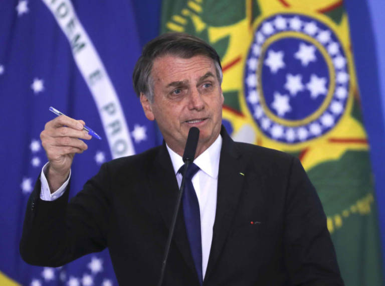 Presidente sanciona lei que aumenta em 5% limite de crédito consignado