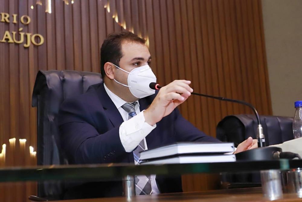 Roberto Cidade apresenta projeto para permitir que empresas comprem vacinas