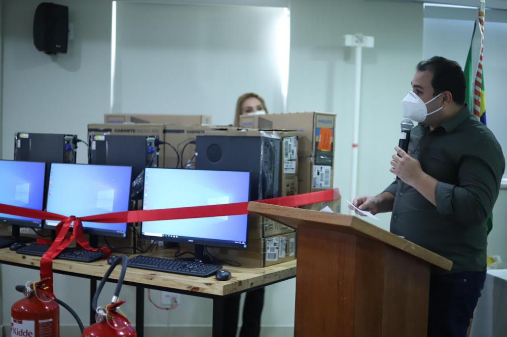 Fcecon recebe equipamentos adquiridas com Emendas do Presidente da Aleam