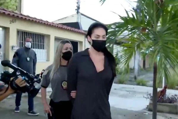 “Quem ama, aceita e tolera”, disse Monique à avó de Henry