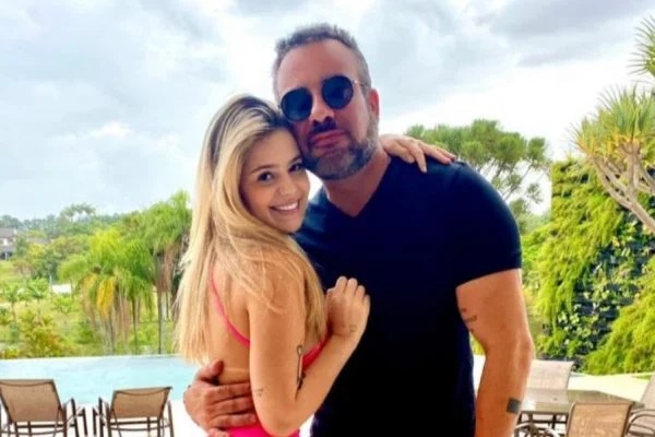 “Ela teve depressão em 2012”, revela pai de Viih Tube