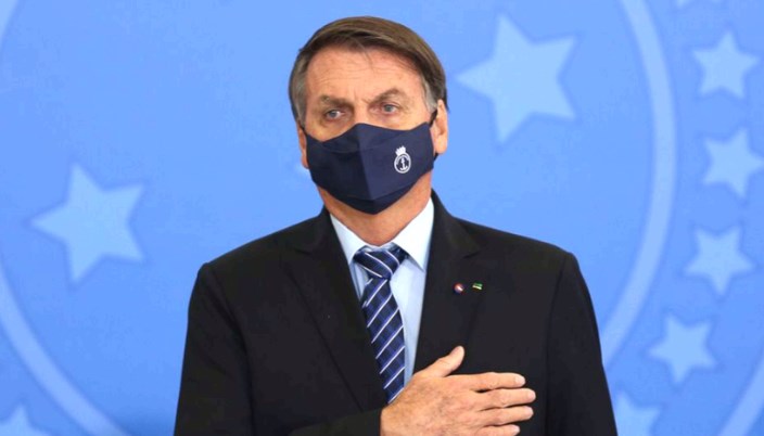 Bolsonaro: preferimos morrer lutando do que perecer em casa