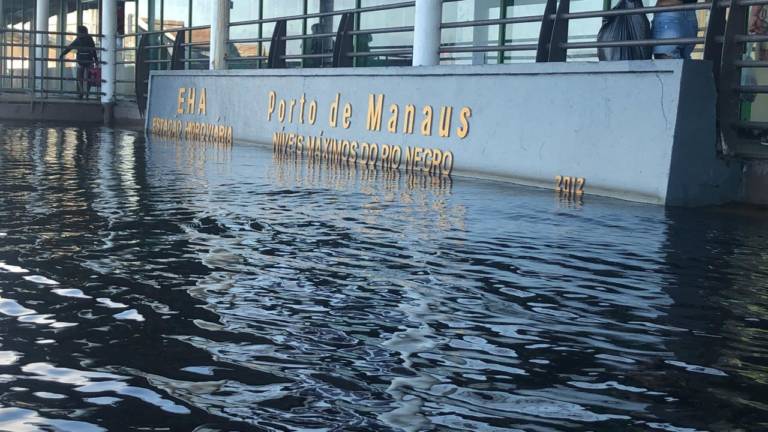 Amazonas registra cheia histórica do Rio Negro em 2021