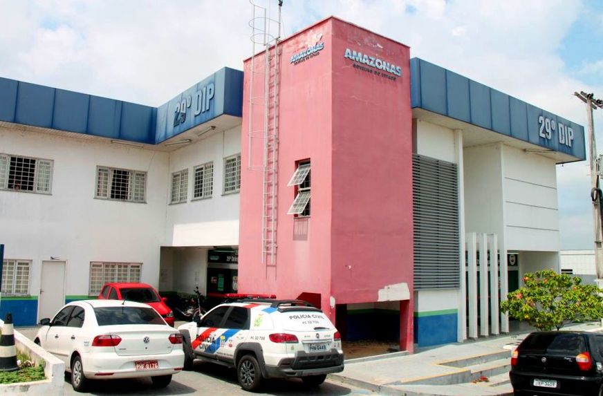 Adolescente é assassinada com tiro no rosto pelo companheiro em Manaus