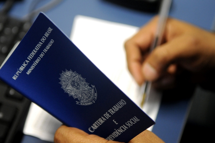 Sine Amazonas divulga 247 vagas de emprego nesta sexta