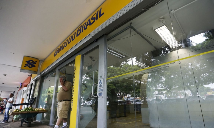 Termina hoje prazo para inscrições em concurso do Banco do Brasil