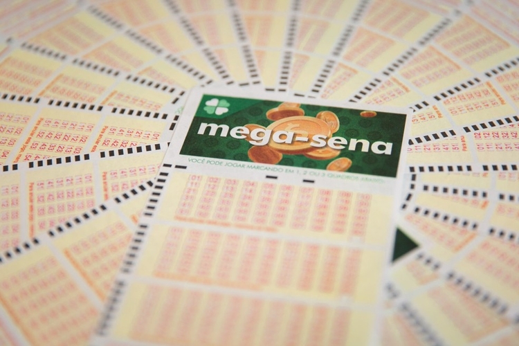 Mega-Sena pode pagar prêmio de R$ 2,5 milhões nesta quinta