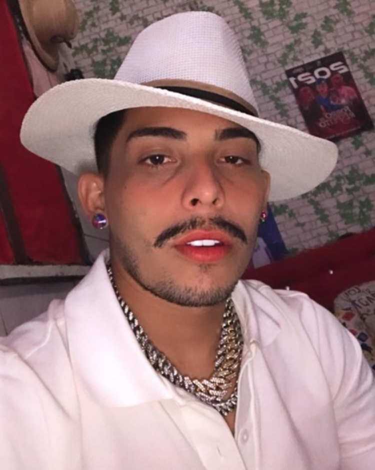 Morre o Bruxo, cantor do Forró de Respeito baleado com fuzil 