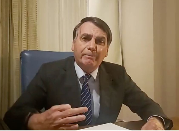 Hospital confirma que Bolsonaro está com nova obstrução intestinal