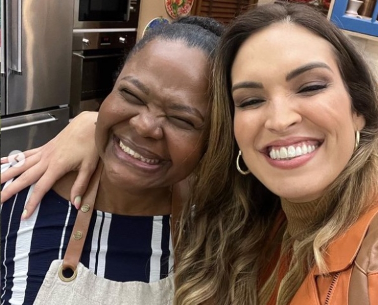 Apresentadora do 'É de Casa' pede desculpas após cena de racismo estrutural