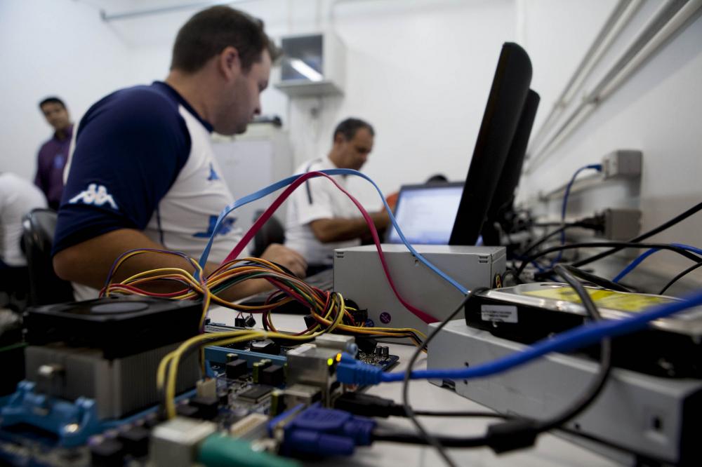 Procura por cursos técnicos segue em alta no mercado