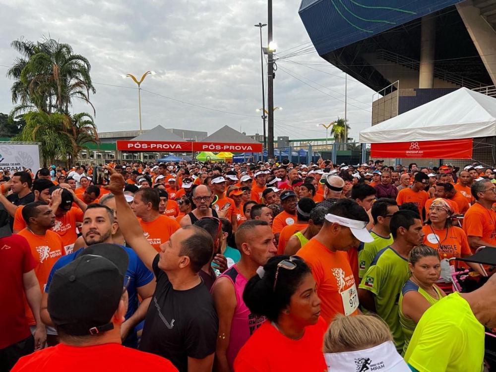 Corrida dos 130 anos do MPAM leva mais de mil pessoas às ruas de Manaus