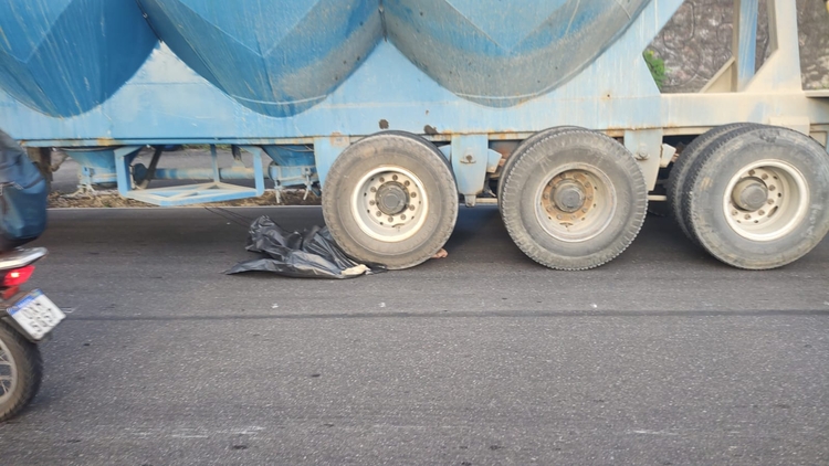 Servidor da Seduc morre ao ser esmagado por carreta na av. Rodrigo Otávio