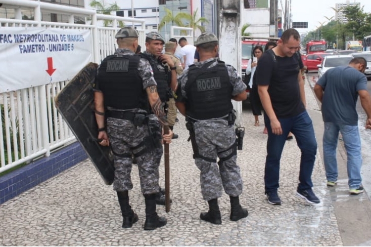 Funcionário da Fametro corta pescoço de aluna ao tentar estrupá-la dentro da Faculdade