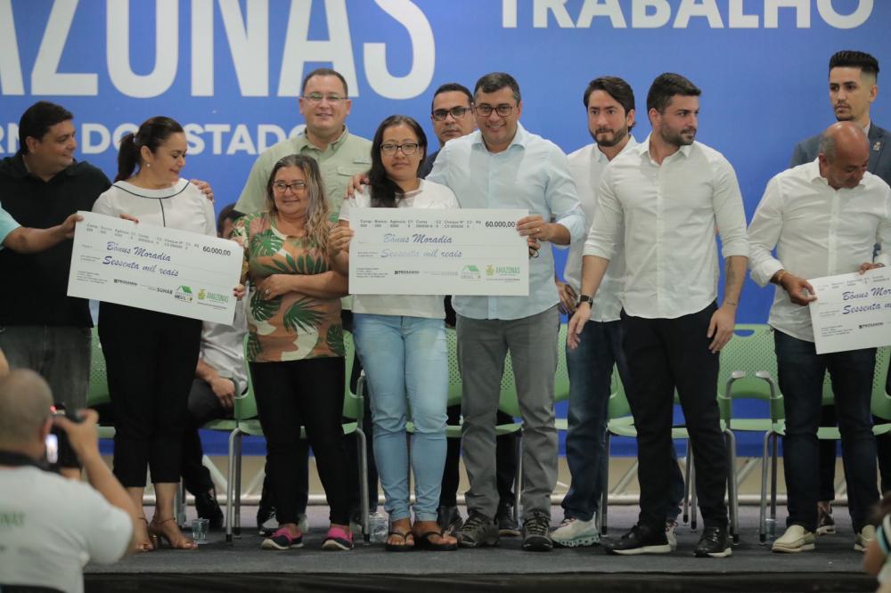 Amazonas Meu Lar: Governador Wilson Lima reassenta mais 103 famílias das comunidades da Sharp e Manaus 2000