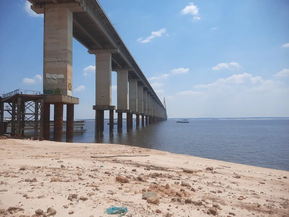 Rio Negro enche mais 44cm e consolida período da cheia