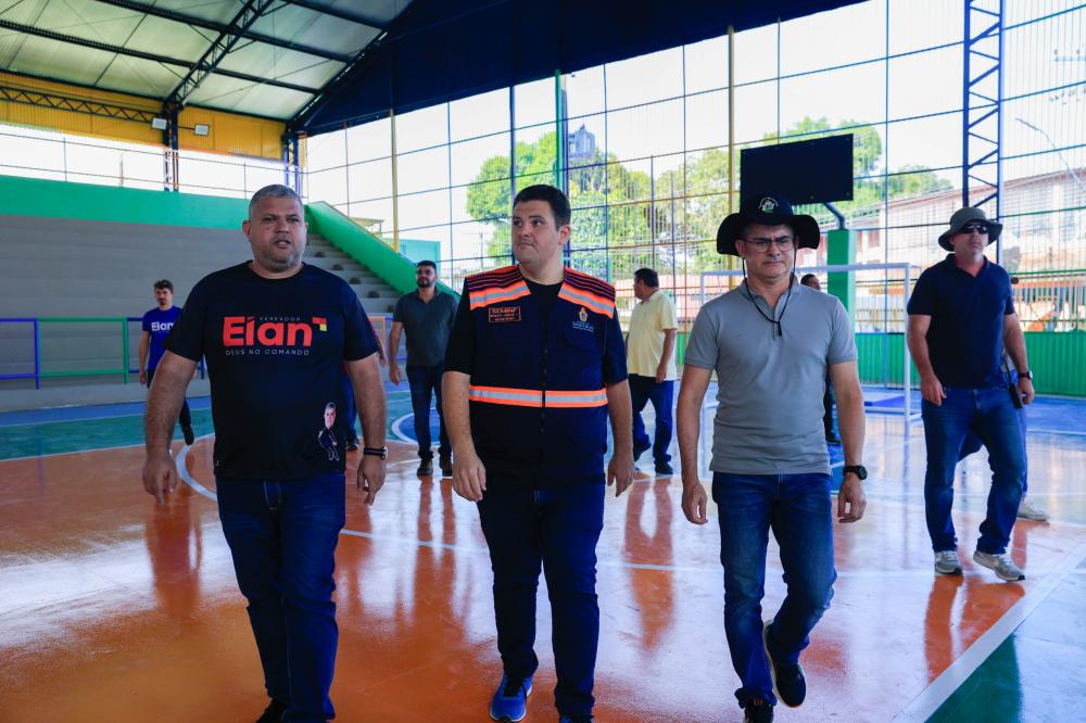 David Almeida vistoria obras do complexo poliesportivo Amadeu Teixeira e ressalta investimentos na reforma de espaços públicos