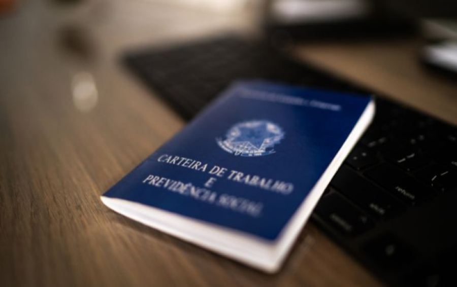 Sine Manaus oferta 393 vagas de emprego nesta segunda–feira (28)