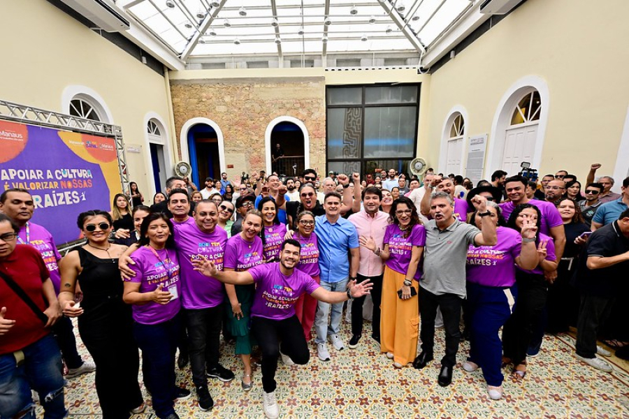 Prefeito David Almeida lança projeto que leva arte a feiras, terminais e praças de Manaus