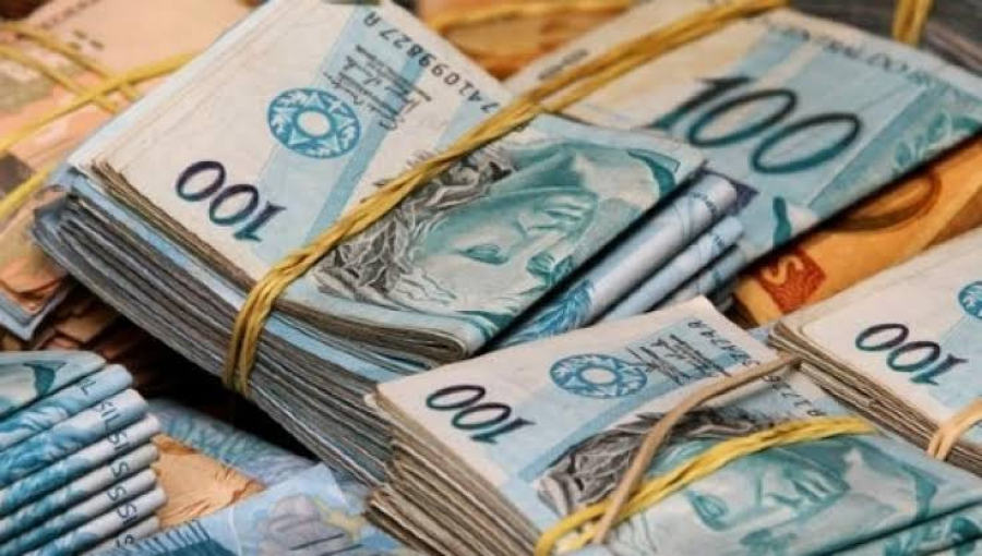 PIB do Amazonas deve desacelerar 2,8 pontos em 2025, aponta estudo