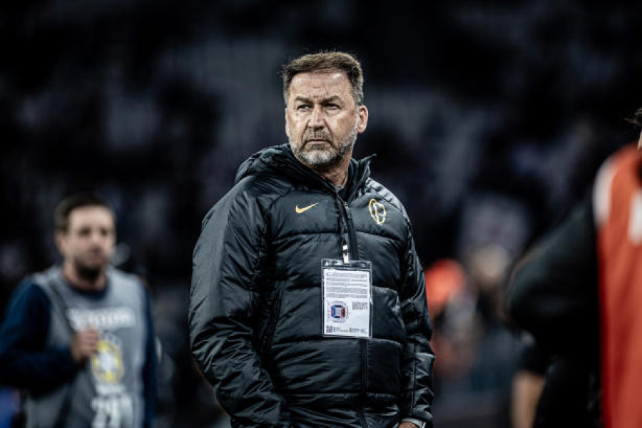 Augusto Melo sofre impeachment e é afastado da presidência do Corinthians