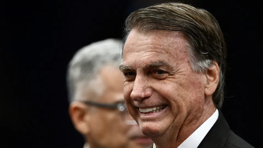 Bolsonaro quer revelar vídeos inéditos em depoimento à Moraes; entenda
