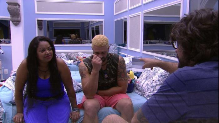 Elis, Daniel e Ilmar formam o Paredão triplo