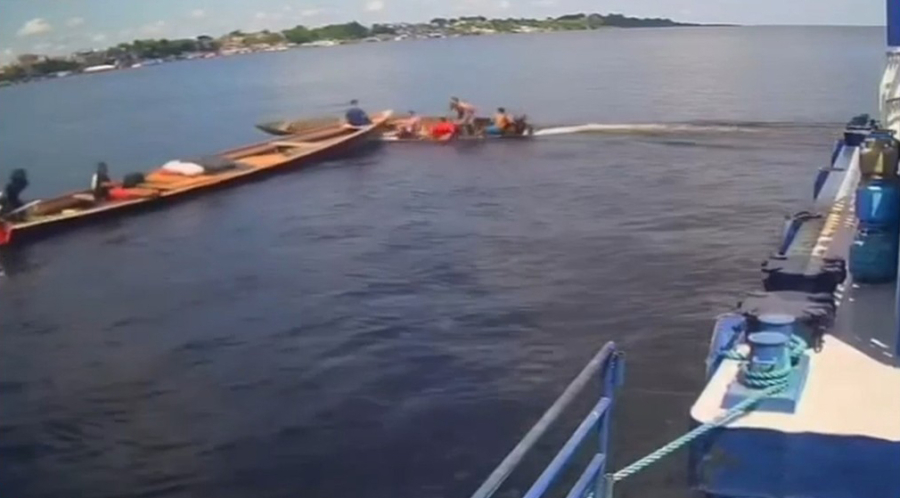 Homem morre após colisão entre canoas em trecho do Rio Purus no AM