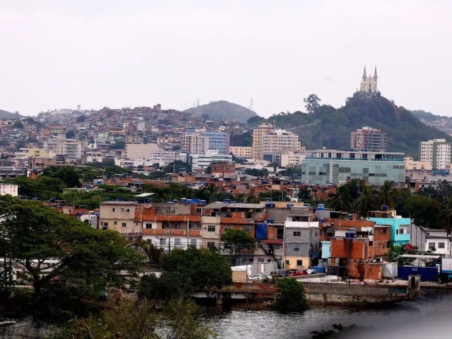 “QG do CV” distribui cerca de 10 toneladas de drogas por mês, diz PC do Rio