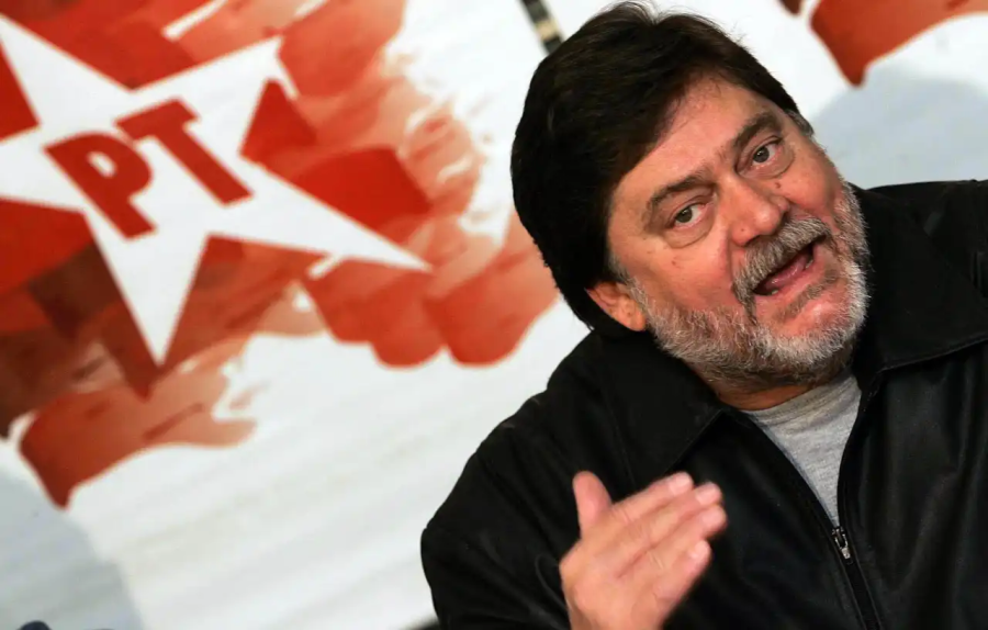 Ex-deputado do PT morre após ser esfaqueado pelo próprio filho