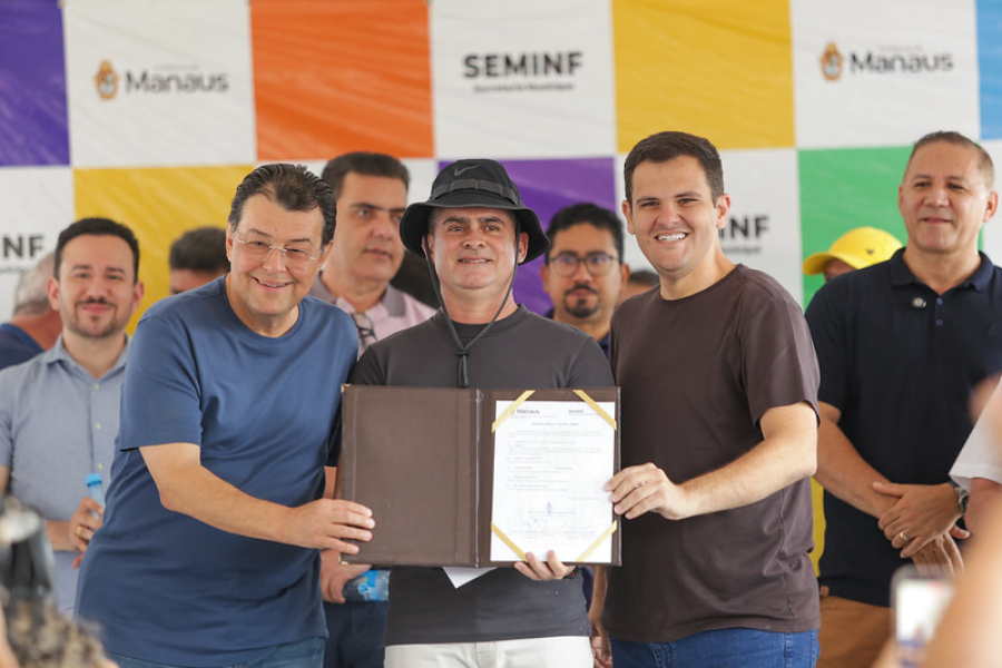 Prefeito David Almeida amplia maior programa de asfaltamento de Manaus