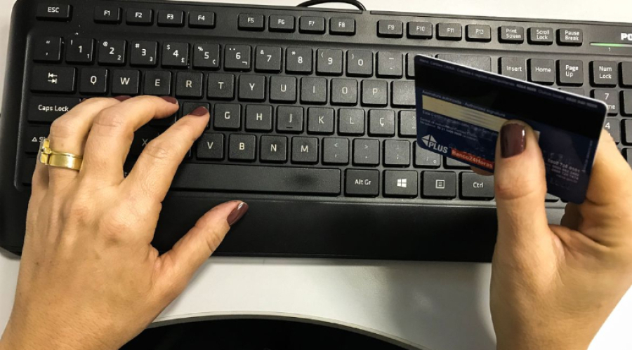 Black Friday: especialista dá dicas para se proteger de golpes online