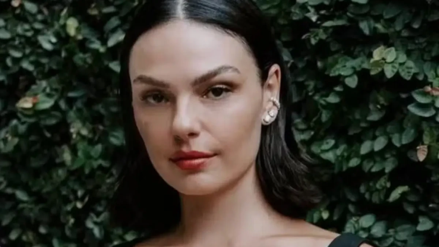 Homem que perseguia Isis Valverde há 20 anos é preso no Rio