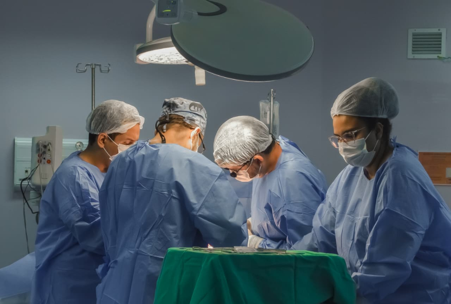 Hospital Delphina Aziz realiza seis transplantes na véspera de Ano Novo