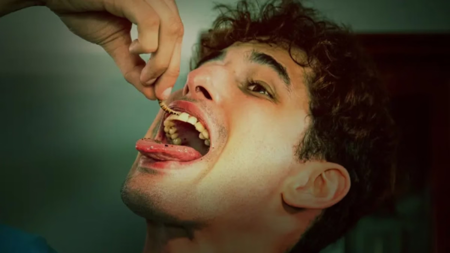 Homem nos EUA diz sentir prazer ao comer insetos vivos todos os dias e vira destaque de série sobre hábitos bizarros