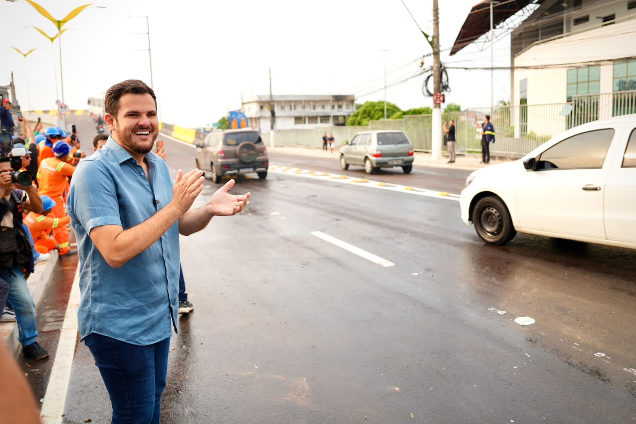  Prefeito Renato Junior libera tráfego de veículos em alça superior do complexo viário ‘Passarão’