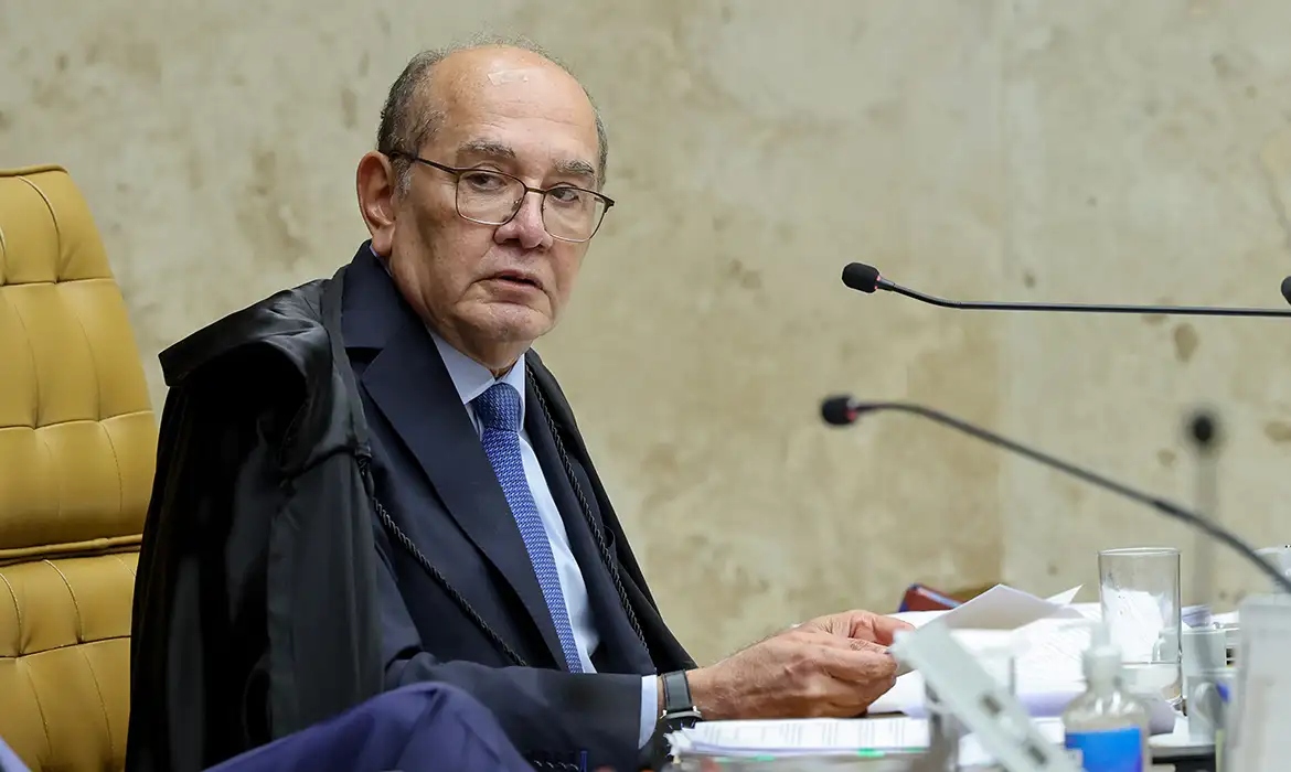 STF: Gilmar Mendes critica condução do caso Master por Fux na 2ª Turma