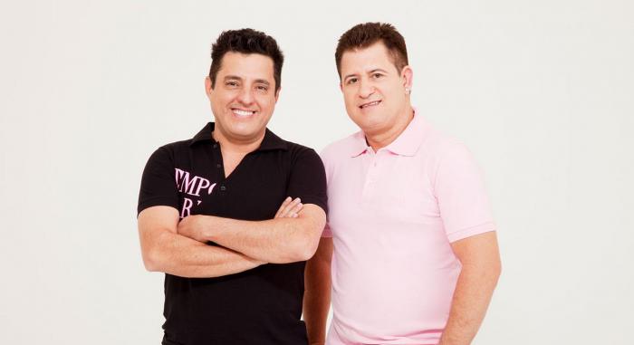 Manauaras pagam caro por show de Bruno & Marrone, enquanto em Figueiredo eles cantam de graça