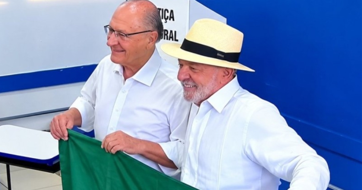 Lula vota e declara confiança no resultado das eleições