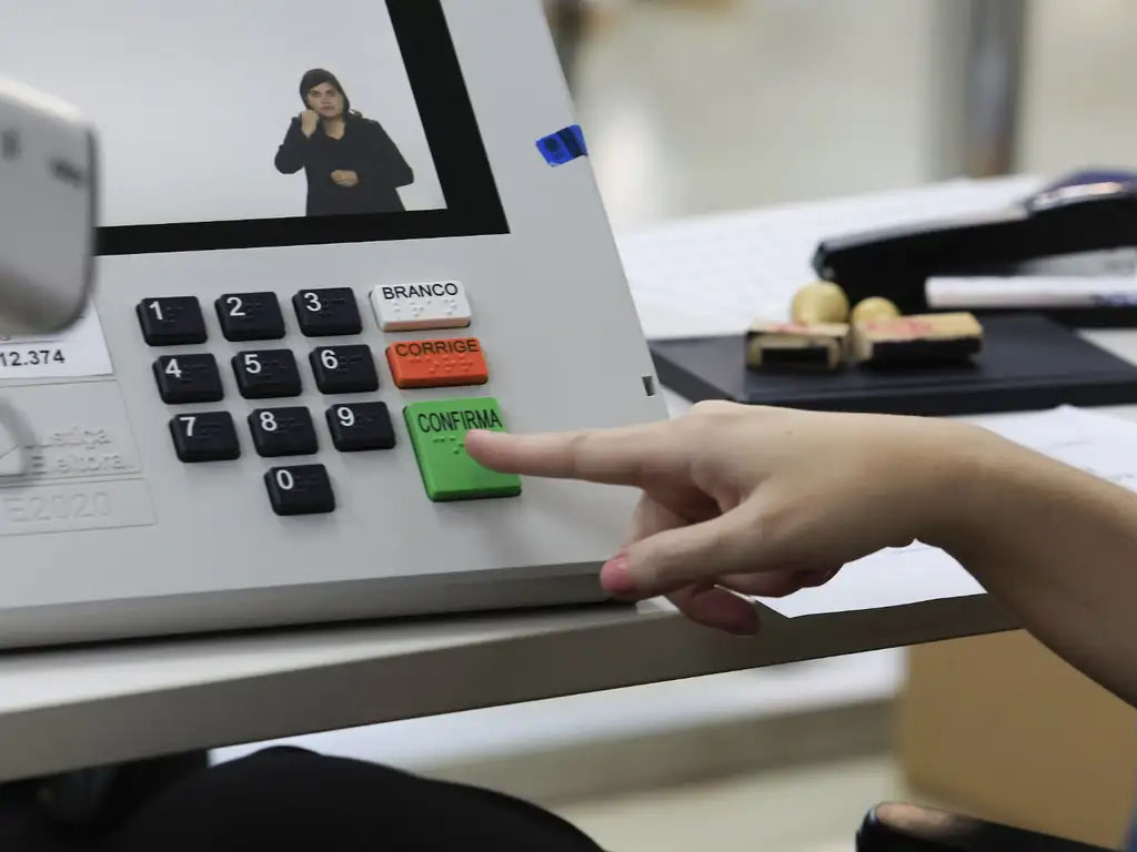 Eleições 2026: abstenção no Amazonas fica em 20,16% no primeiro turno