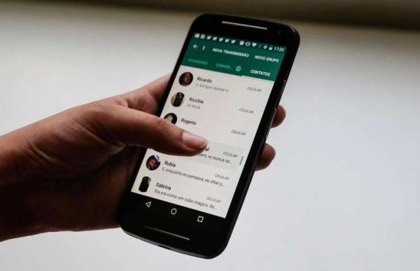 Demissão por whatsapp gera indenização por danos morais